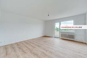 IMMOBERLIN.DE - Frisch renoviert & modernisiert! Schöne Wohnung mit Südbalkon – Die vollständige Adresse der Immobilie erhältst du vom Anbieter., 13591 Staaken, Berlin – Vorschaubild 3
