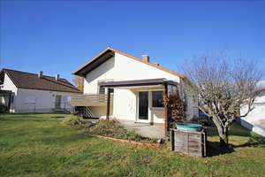 Sonniges Split-Level-Haus mit Garten in ruhiger Wohnlage – Die vollständige Adresse der Immobilie erhältst du vom Anbieter., 72461 Albstadt – Vorschaubild 2