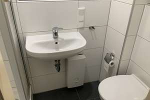 Direkt an der U-Bahn! – Rothenburger Str. 204, 90439 Sündersbühl, Nürnberg – Vorschaubild 6