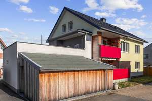 Modernes Mehrfamilienhaus mit Erdwärmepumpe, Balkon und Terrasse! – Die vollständige Adresse der Immobilie erhältst du vom Anbieter., 32278 Kirchlengern – Vorschaubild 2
