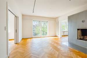 Stilvolles Wohnen in Bestlage:  Helle Eigentumswohnung mit Kamin & Parkett im begehrten Zooviertel – Die vollständige Adresse der Immobilie erhältst du vom Anbieter., 40237 Düsseltal, Düsseldorf – Vorschaubild 2