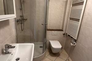 Schöne 2 Zimmer DG-Wohnung, Nähe FH und Vinzenzkrankenhaus – Die vollständige Adresse der Immobilie erhältst du vom Anbieter., 40476 Derendorf, Düsseldorf – Vorschaubild 8