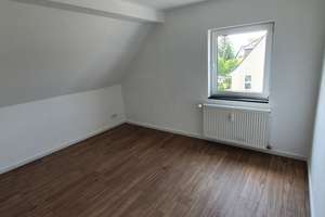 Neu modernisierte sonnige 3-Zimmer-Dachgeschosswohnung in Burgstädt – Die vollständige Adresse der Immobilie erhältst du vom Anbieter., 9217 Burgstädt – Vorschaubild 4