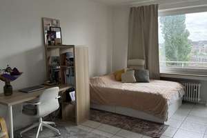 Nachmieter/in gesucht — Helle 1,5-Zimmer-Wohnung mit EBK & großem Balkon in ruhiger Lage