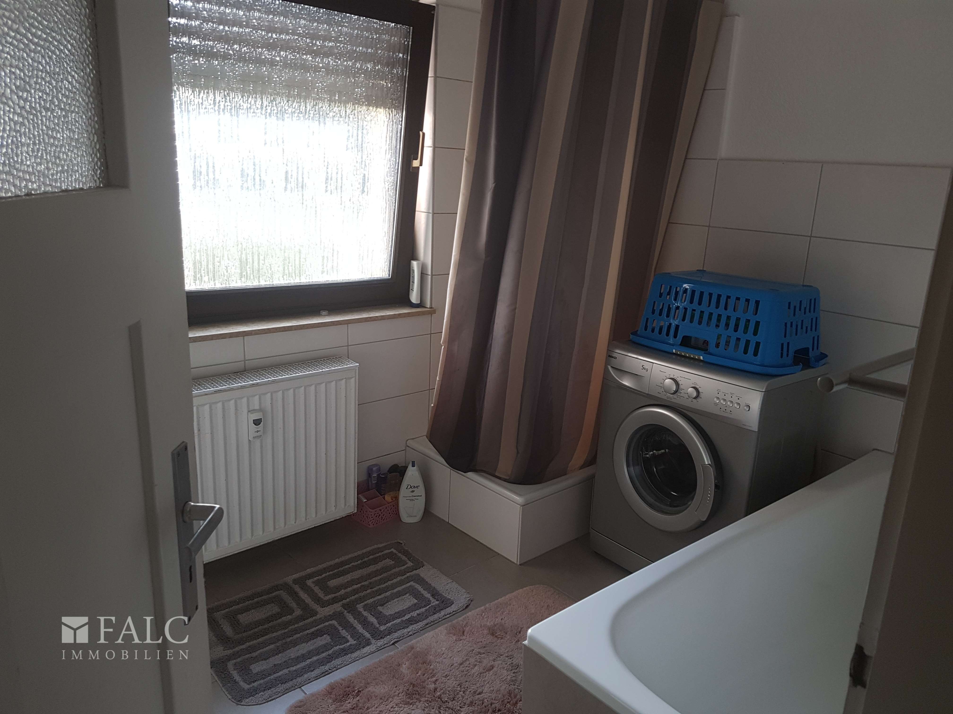 Immobilie in Friedberg (Hessen) - Investoren aufgepasst! - Mehrfamilienhaus mit Gewerbeeinheit in guter Lage - Bild 2