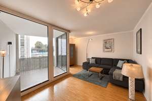 DREI ZIMMER VOLLER WOHNKOMFORT mit modernem, offenem Küchenbereich – Die vollständige Adresse der Immobilie erhältst du vom Anbieter., 22525 Stellingen, Hamburg – Vorschaubild 4
