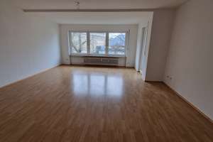 Von privat - Sofort beziehbare 3 Zimmer Wohnung im Johannesviertel inklusive Stellplatz zu verkaufen – Wilhelm-Leuschner-Straße 13, 64293 Darmstadt-Nord, Darmstadt – Vorschaubild 2