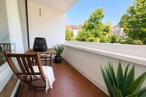 Klein, aber oho: Frisch renoviert mit großem Balkon ins Grüne – 40235 Grafenberg, Düsseldorf – Vorschaubild 2