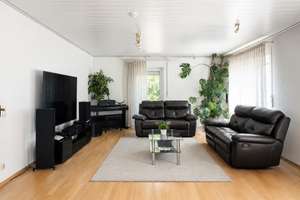 Gepflegtes freistehendes Einfamilienhaus mit Garten & Wintergarten - Fürth-Unterfarrnbach – Die vollständige Adresse der Immobilie erhältst du vom Anbieter., 90766 Unterfarrnbach, Fürth – Vorschaubild 2