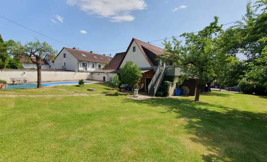 Viel Platz für Familie, Generationen & neue Ideen – Haus mit Pool in Harthausen