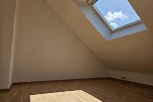 Schöne Maisonettewohnung in zentraler aber grünger Lage – Die vollständige Adresse der Immobilie erhältst du vom Anbieter., 42655 Gräfrath, Solingen – Vorschaubild 14