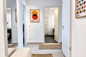 Hochwertig möblierte 3-Zimmer-Wohnung mit Süd-Loggia, TG und Einbauküche – Anneliese-Fleyenschmidt-Straße 15, 81737 Altperlach, München – Vorschaubild 10