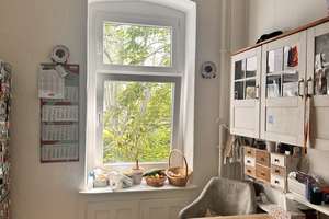 BEZUGSFREIER ALTBAU IM SAMARITERKIEZ | BALKON | DIELEN | 3,20 M DECKENHÖHE | 2 MIN. ZUR U-/S-BAHN – Die vollständige Adresse der Immobilie erhältst du vom Anbieter., 10247 Friedrichshain, Berlin – Vorschaubild 8