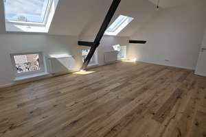 Exklusive 3 Raum Maisonettewohnung mit ca. 96 m², Balkon & Erstbezug / Bestlage am Bunten Garten
