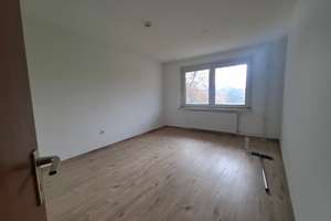 Charmante 2-Zimmer-Wohnung mit Balkon in Düsseldorf – Josef-Stick-Straße 1, 40229 Eller, Düsseldorf – Vorschaubild 3