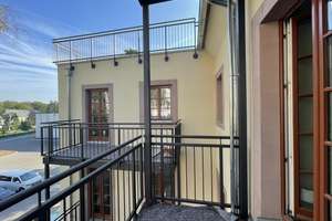 Stilvolle 3-Zimmer-Wohnung mit modernem Bad und sonnigem Balkon! 