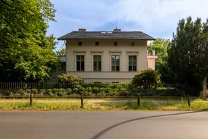 Historische Schwanenvilla direkt am Park Sanssouci mit herrlichem Grundstück – Die vollständige Adresse der Immobilie erhältst du vom Anbieter., 14471 Potsdam West, Potsdam – Vorschaubild 3