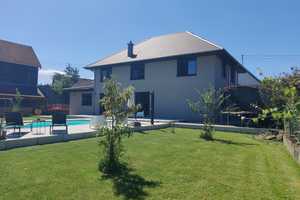 Neuwertiges Einfamilienhaus mit Pool und Garten + saniertes 2 Familienhaus im Paket! – Kirchstraße  15/1, 77743 Ortenaukreis – Vorschaubild 7