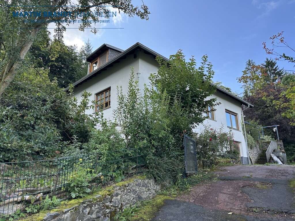 Immobilie in Waldems - Charmantes Einfamilienhaus mit Waldgrundstück ca. 1.958 m² 
in Traumlage von Waldems-Niederems - Bild 4