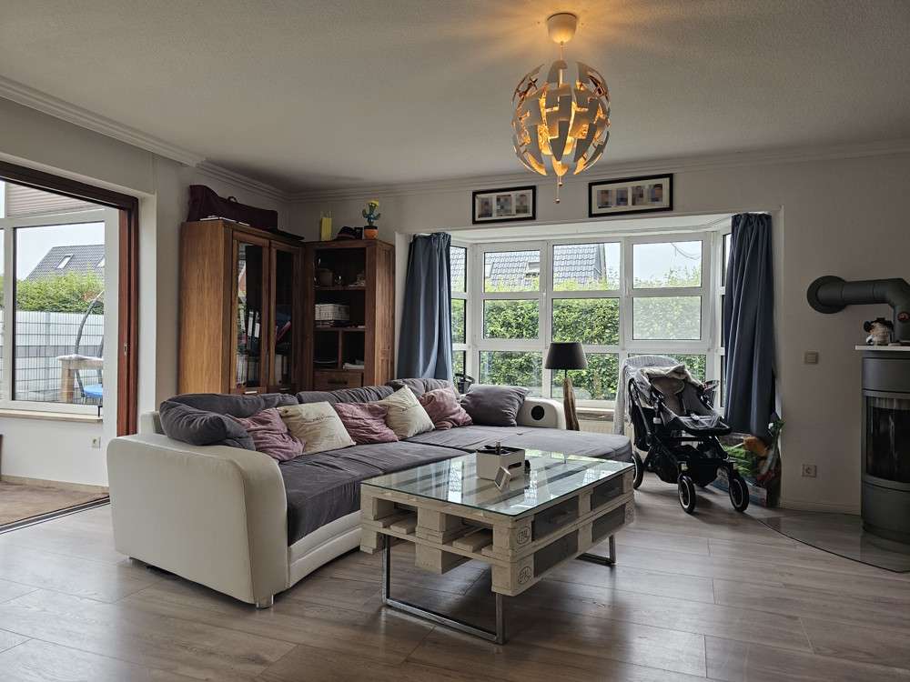 Immobilie in Jevenstedt - Vielseitiges Einfamilienhaus in Jevenstedt, kombinieren sie Wohnen und Vermietung! - Bild 8