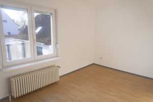 Gut geschnittenes Einfamilienhaus mit Sauna und Garage in ruhiger Lage sucht freundliche Bewohner – Schillerstraße 49, 12305 Berlin – Vorschaubild 16