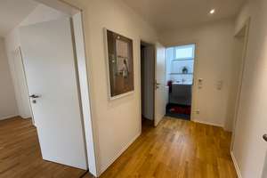 Familientraum in Bestlage: Viel Platz, Gartenparadies und sonnige Terrasse! – Die vollständige Adresse der Immobilie erhältst du vom Anbieter., 70327 Flohberg, Stuttgart – Vorschaubild 18