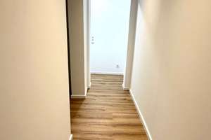 Kleine sanierte 1 Zimmerwohnung  mit EBK in der City (Hinterhaus)! – Langgasse 24, 65183 Mitte, Wiesbaden – Vorschaubild 4