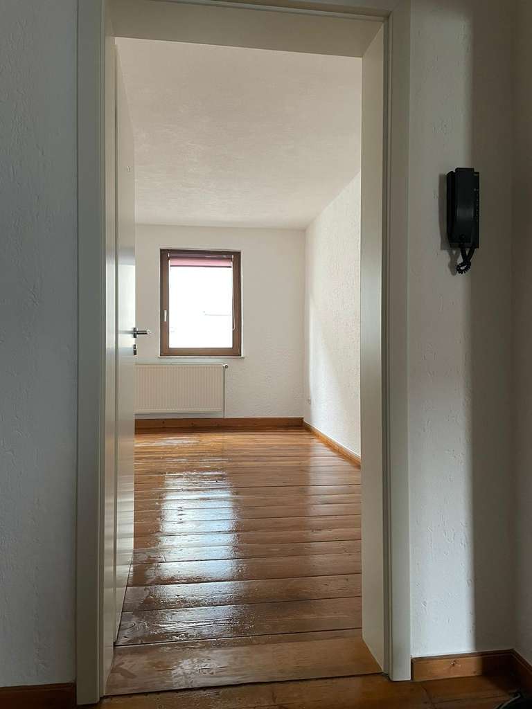 Immobilie in Miltenberg - Wohnen und Arbeiten unter einem Dach / Haus mit einer Werkstatt - Bild 4