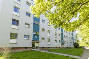 Leerstehende 2,5 Zimmer Wohnung mit Balkon -Provisionsfrei- – Die vollständige Adresse der Immobilie erhältst du vom Anbieter., 24109 Mettenhof, Kiel – Vorschaubild 2