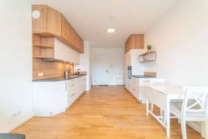 Premium 2‑Room Living South‑Facing the Berlin Wall – Die vollständige Adresse der Immobilie erhältst du vom Anbieter., 10243 Friedrichshain, Berlin – Vorschaubild 4
