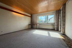 Ruhig gelegenes Zweifamilienhaus mit Garten, Balkon und hervorragender Infrastruktur – 70378 Neugereut, Stuttgart – Vorschaubild 7