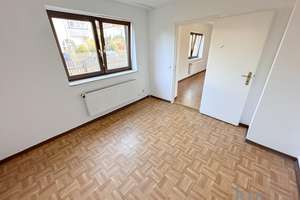 Gräfelfing! Walmdach-Villa mit sep. Gästehaus auf über 1.200m² Grund! Ausbaureserve (DG)! – Die vollständige Adresse der Immobilie erhältst du vom Anbieter., 82166 Gräfelfing – Vorschaubild 17