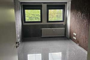 Helle 3- Zimmer Dachgeschosswohnung
650 € - 86 m² - 3.0 Zi.