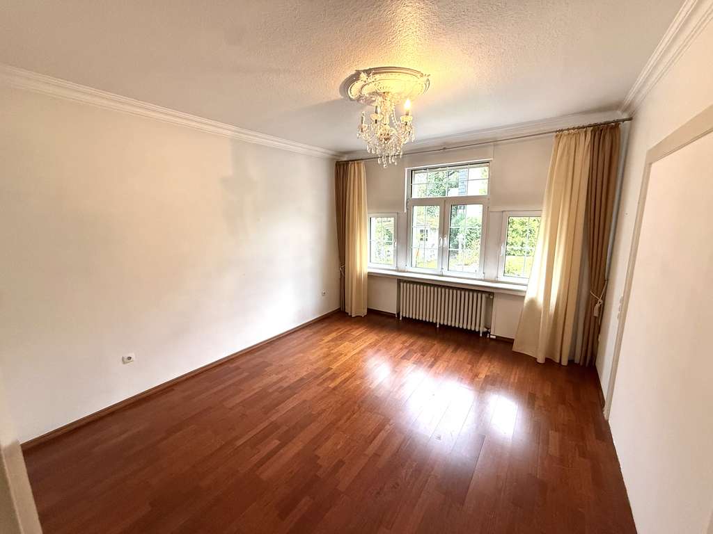 Immobilie in Hagen - CHARAMTES, FREISTEHENDES 3-FAMILIEN-MEHRGENERATIONENHAUS & EINLIEGERWOHNUNG in Top-Lage - Bild 4