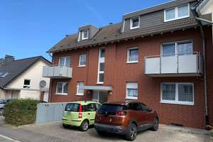 Helle, moderne 3-Zimmer-Wohnung mit 2 Balkonen und Einbauküche, Nähe Universität – Domweg 21, 33098 Kernstadt, Paderborn – Vorschaubild 2