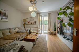 Helle 2-Zimmer-Wohnung mit Südbalkon in ruhiger Wohnlage von Nürnberg-Weiherhaus – Die vollständige Adresse der Immobilie erhältst du vom Anbieter., 90455 Kornburg, Worzeldorf, Nürnberg – Vorschaubild 2