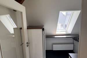 Wohnen mit Charakter: 2-Zimmer-Dachgeschosswohnung am Wittelsbacher Park – Die vollständige Adresse der Immobilie erhältst du vom Anbieter., 86159 Antonsviertel, Augsburg – Vorschaubild 9