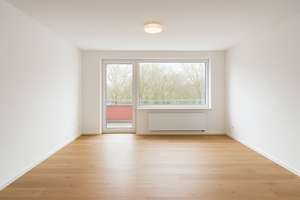 Lichtdurchflutete Maisonette-Wohnung mit vielseitiger Nutzung, 2 Balkonen & Garage – Die vollständige Adresse der Immobilie erhältst du vom Anbieter., 70619 Sillenbuch (Ortsteil), Stuttgart – Vorschaubild 3