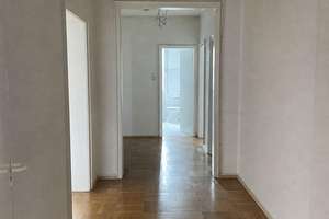 Altbauperle direkt am Hofgarten - bezugsfrei mit Balkon in Bestlage Düsseldorf – Die vollständige Adresse der Immobilie erhältst du vom Anbieter., 40479 Pempelfort, Düsseldorf – Vorschaubild 4
