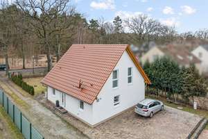 Zukunftssicher wohnen: A+ Energieeffizienz auf 650m² Grundstück nahe Berlin – Die vollständige Adresse der Immobilie erhältst du vom Anbieter., 15806 Zossen – Vorschaubild 3