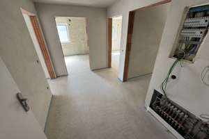 Moderne 3-Zimmer-Neubauwohnung mit Balkon und Tiefgarage in Ehekirchen – Am Hohen Weg 8, 86676 Ehekirchen – Vorschaubild 8