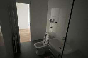 Erstbezug nach Sanierung  helle 2-Zimmer-Wohnung mit toller Aufteilung und Weitblick – Wevelinghover Straße 4, 40547 Lörick, Düsseldorf – Vorschaubild 15
