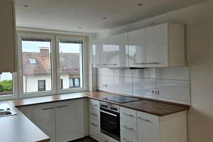 Helle 3-Zimmer-Wohnung – Die vollständige Adresse der Immobilie erhältst du vom Anbieter., 90537 Feucht – Vorschaubild 2
