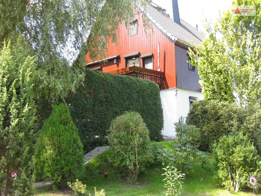 Immobilie in Lugau - Einfamilienhaus & Haus mit Ferienwohnungen (PV, Garage & Carport) in Erlbach-Kirchberg bei Stollberg - Bild 2