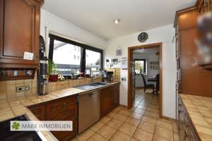 Willkommen in Pfuhl - begehrte, tolle Lage - mit viel Platz - mit  neuwertiger Wärmepumpe ! – Saalbaustraße 48, 89233 Neu-Ulm – Vorschaubild 3