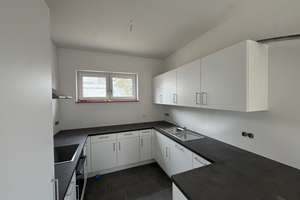 Modern semi-detached house with basement living space and carport – Wegedornstraße 183B, 12524 Altglienicke, Berlin – Vorschaubild 7