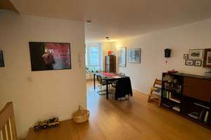 Provisionsfrei! Charmantes 6 Zimmer Reihenhaus im Herzen von Holzgerlingen – Die vollständige Adresse der Immobilie erhältst du vom Anbieter., 71088 Holzgerlingen – Vorschaubild 3