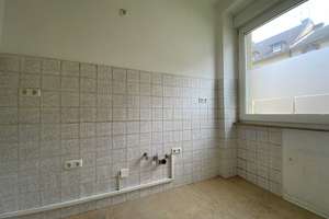 3 ZKB mit Balkon in verkehrsgünstiger Lage! – Dormannweg 10, 34123 Bettenhausen, Kassel – Vorschaubild 3