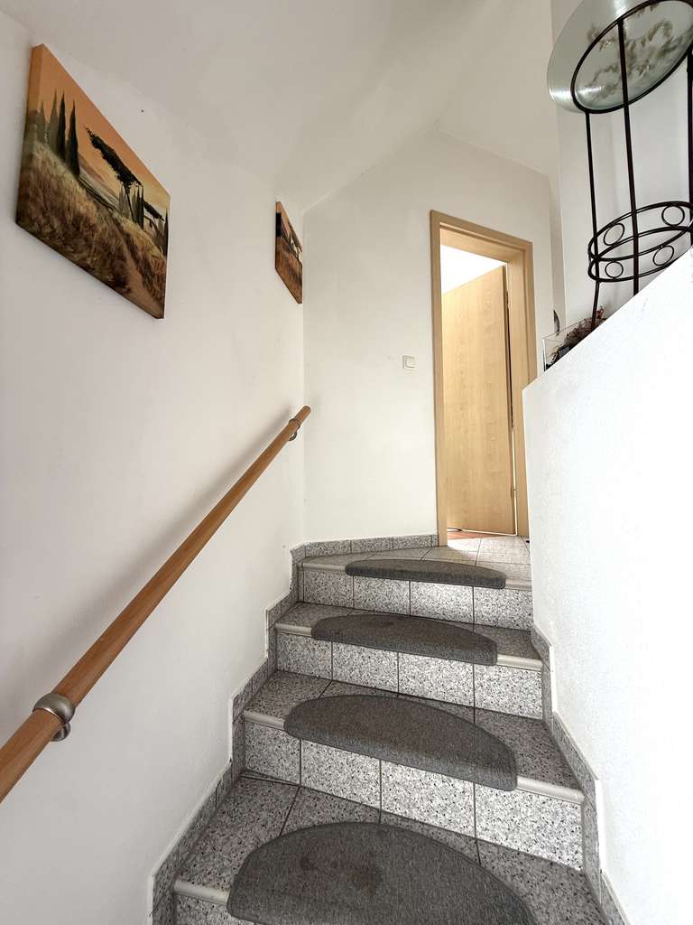 Immobilie in Schwabhausen - Bestlage Arnbach: Sonnige 2,5 Zi. Gartenwohnung mit Balkon und 2x Stellplatz - Bild 4