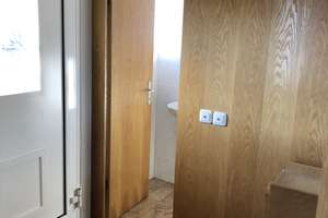 Sehr schönes freistehendes Einfamilienhaus/ Stadtvilla in beliebter Wohnlage mit Garten+ Garage – Immischstraße 1, 99510 Apolda – Vorschaubild 9